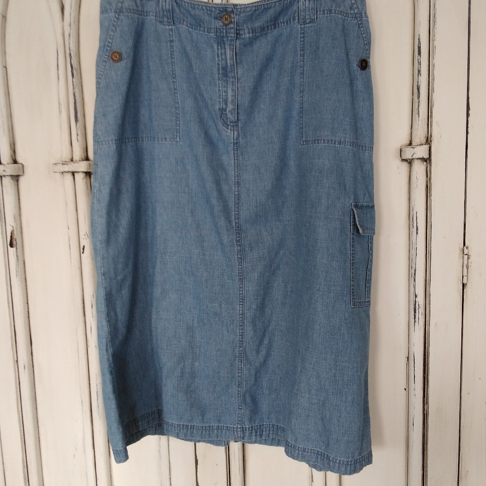 Denim cargo skirt